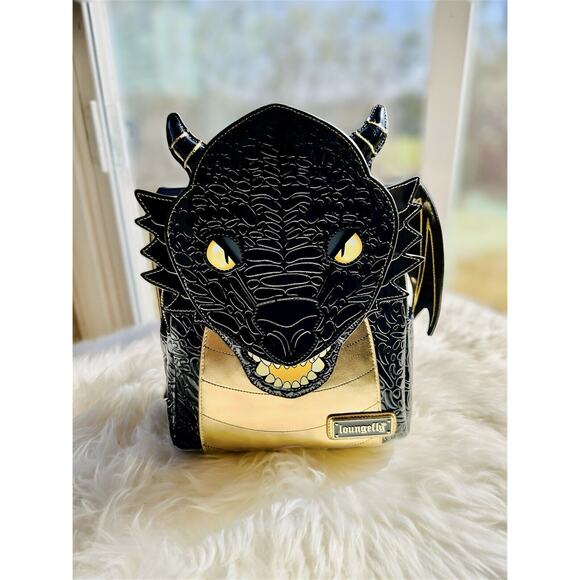 *NWT EXCLUSIVE* Loungefly Black Gold Dragon Mini Backpack - Picture 1 of 9